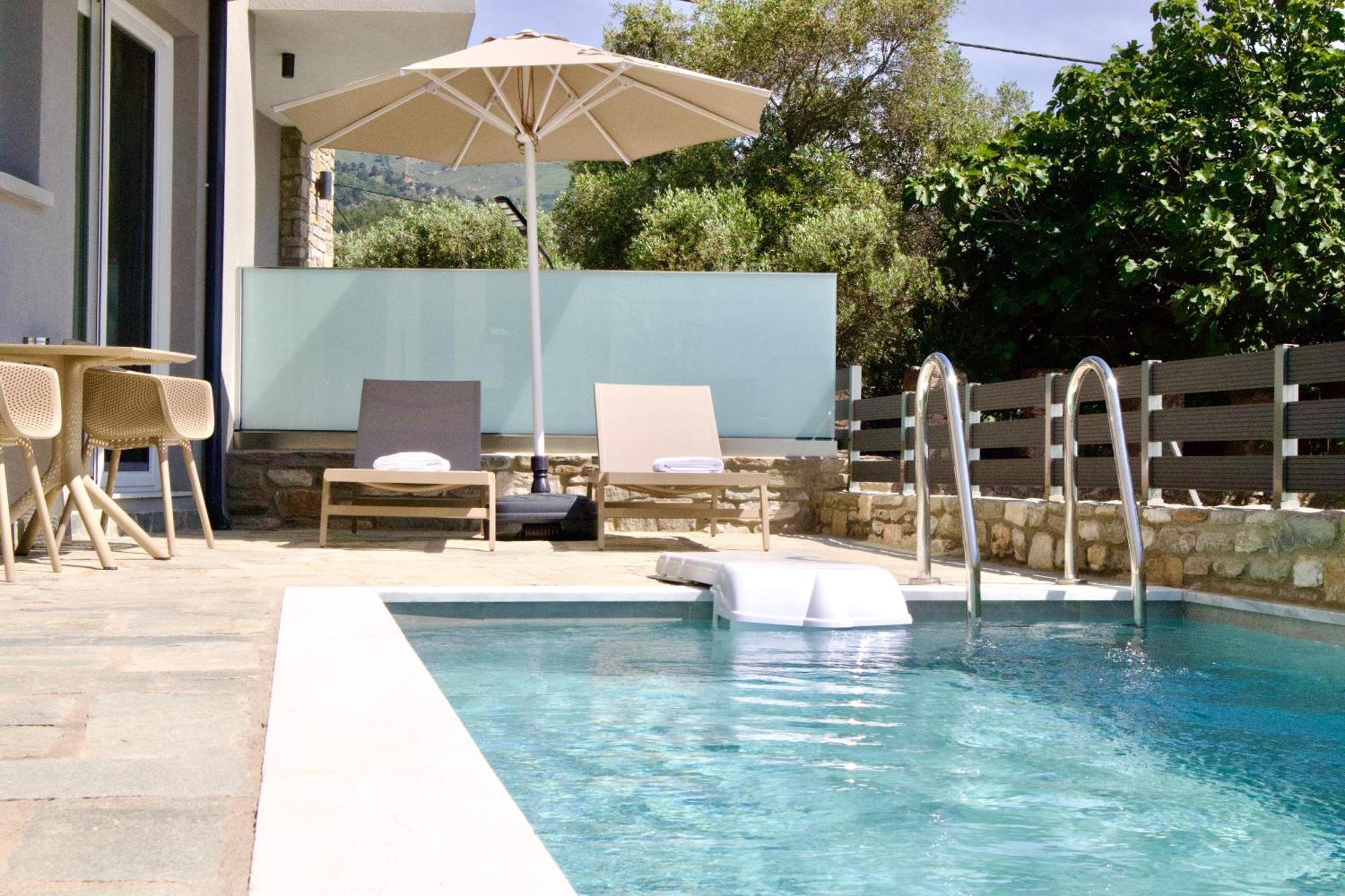 Olive & Sea Luxury Suites Skala Sotiros Dış mekan fotoğraf