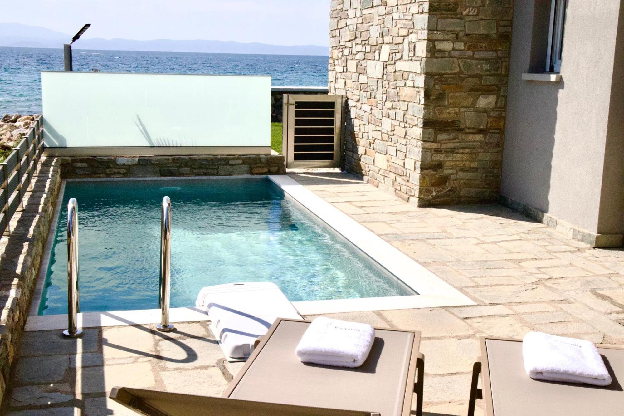 Olive & Sea Luxury Suites Skala Sotiros Dış mekan fotoğraf