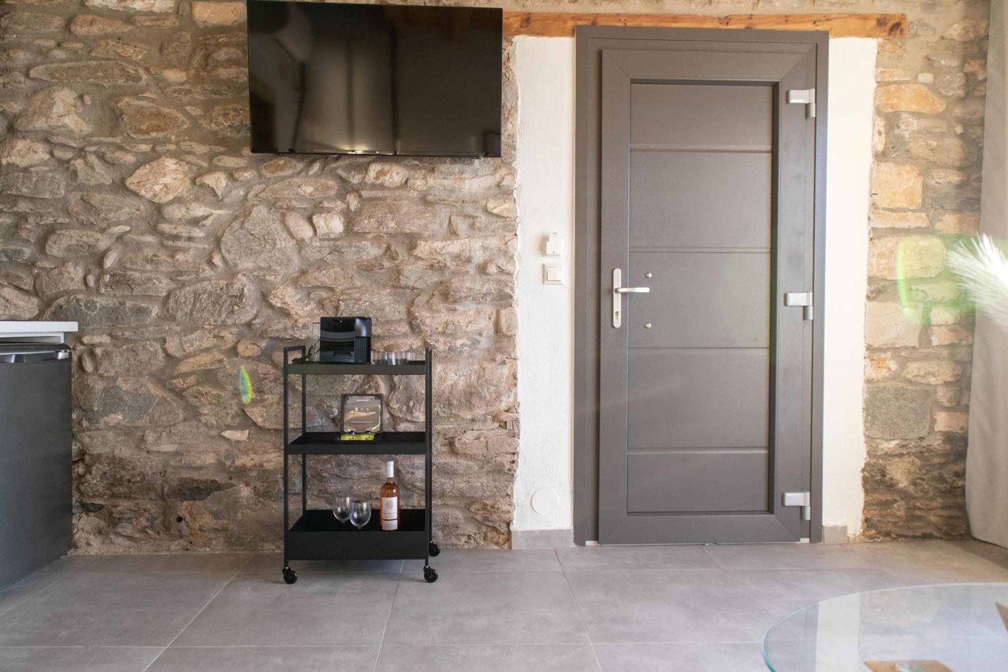 Olive & Sea Luxury Suites Skala Sotiros Dış mekan fotoğraf