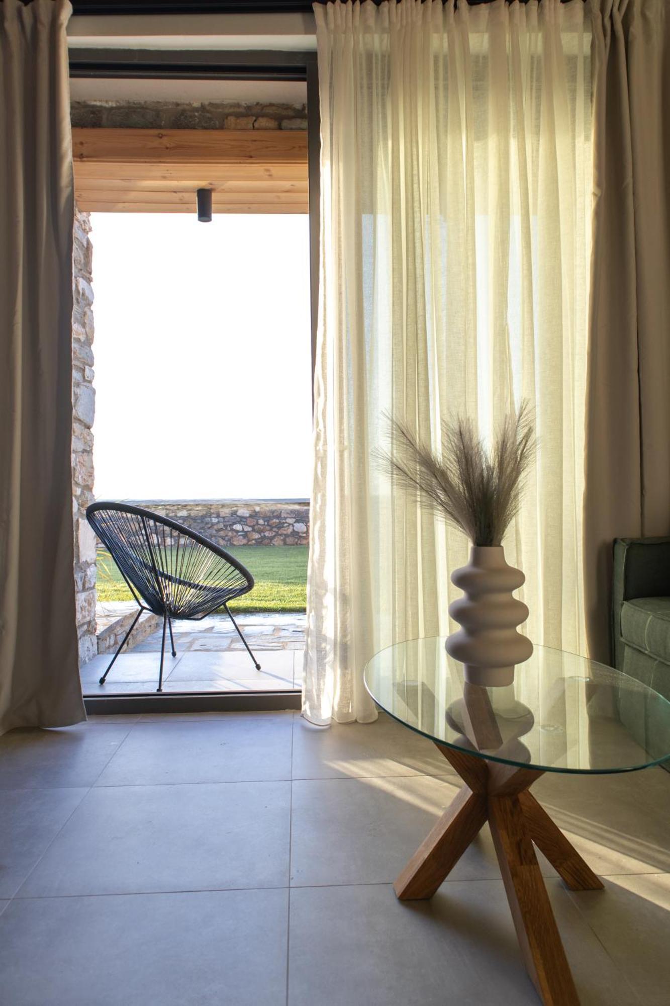 Olive & Sea Luxury Suites Skala Sotiros Dış mekan fotoğraf