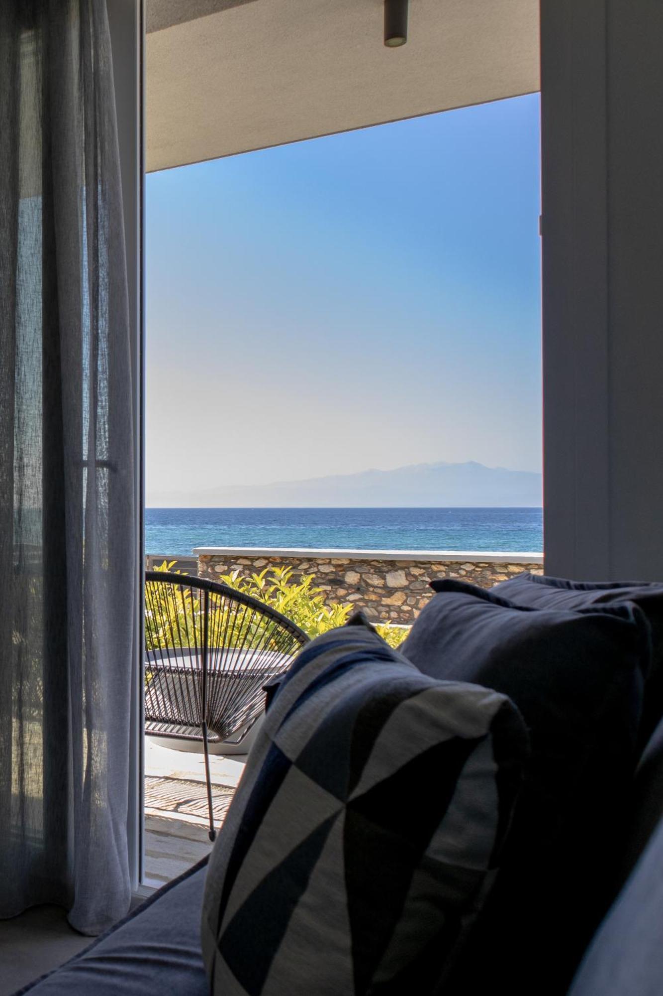 Olive & Sea Luxury Suites Skala Sotiros Dış mekan fotoğraf