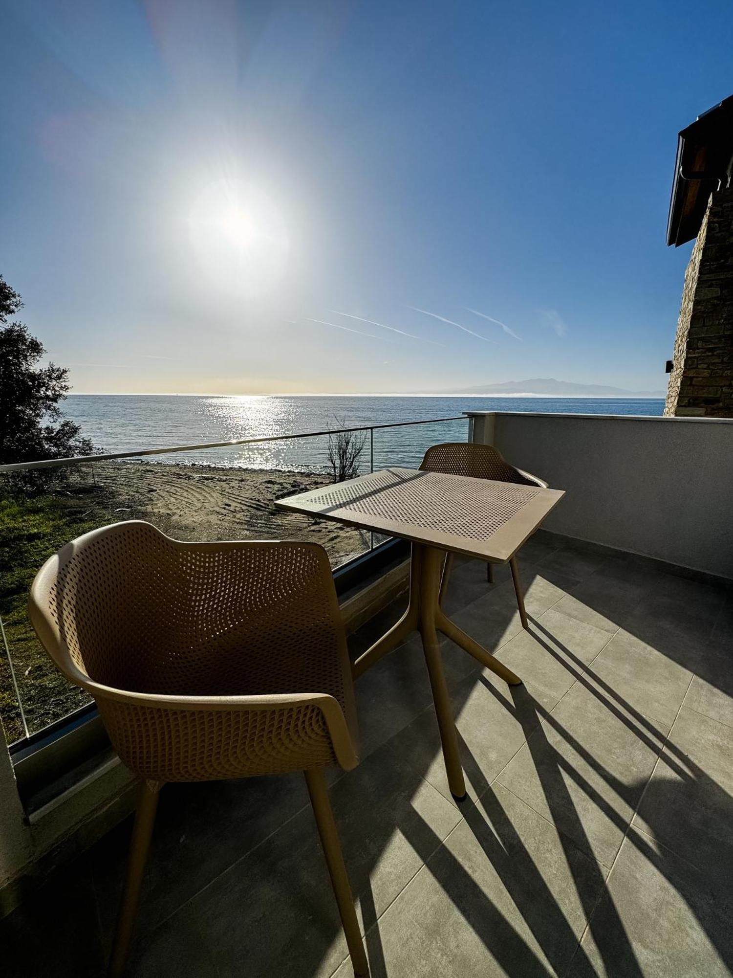 Olive & Sea Luxury Suites Skala Sotiros Dış mekan fotoğraf