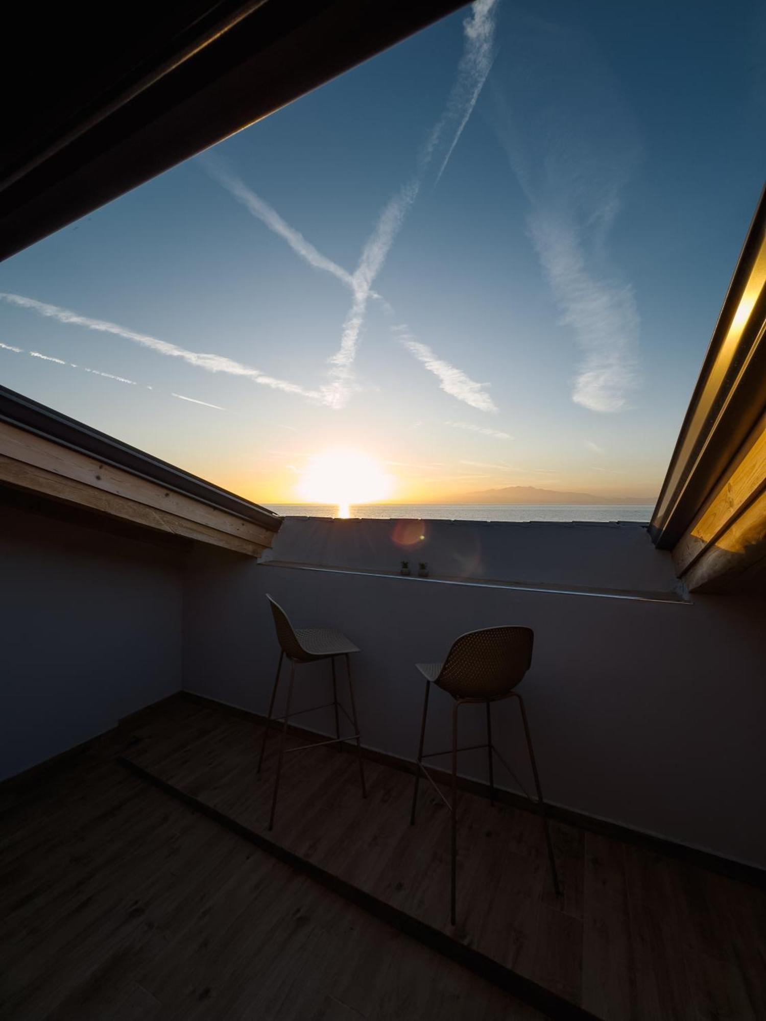 Olive & Sea Luxury Suites Skala Sotiros Dış mekan fotoğraf